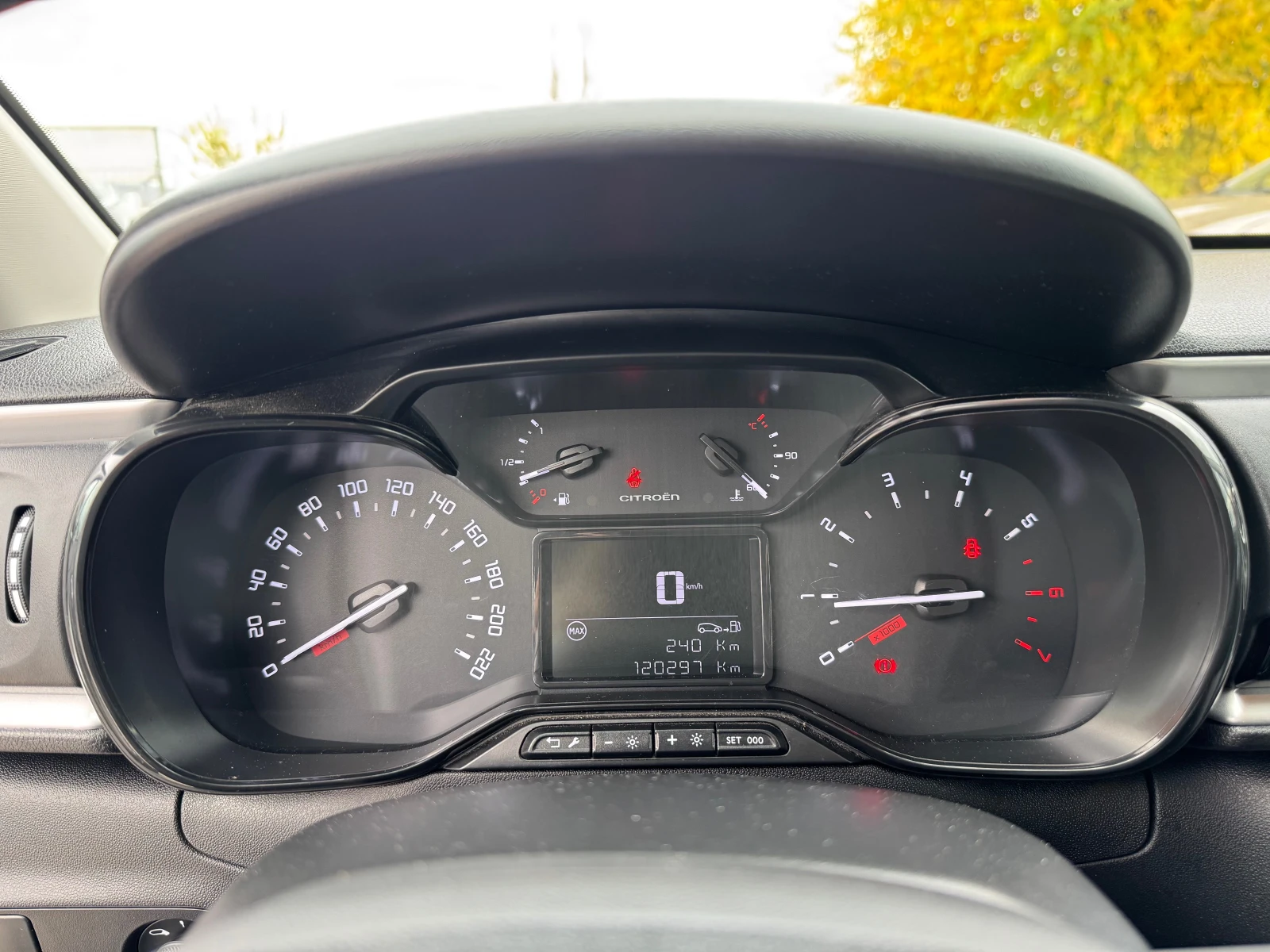 Citroen C3 1.2i | Mobile.bg   11