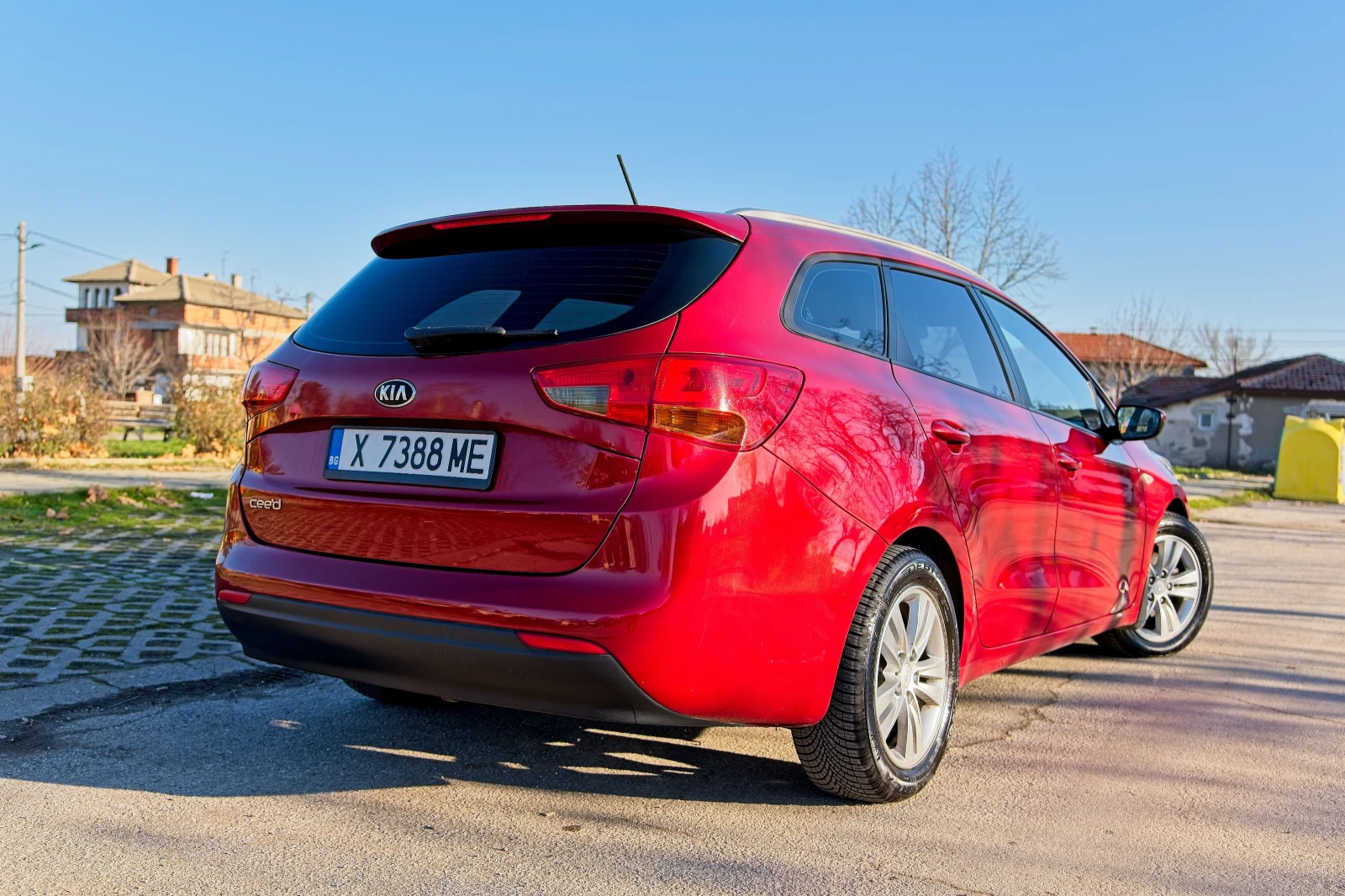 Kia Ceed 1.4i PETROL | Mobile.bg � ����������� 3