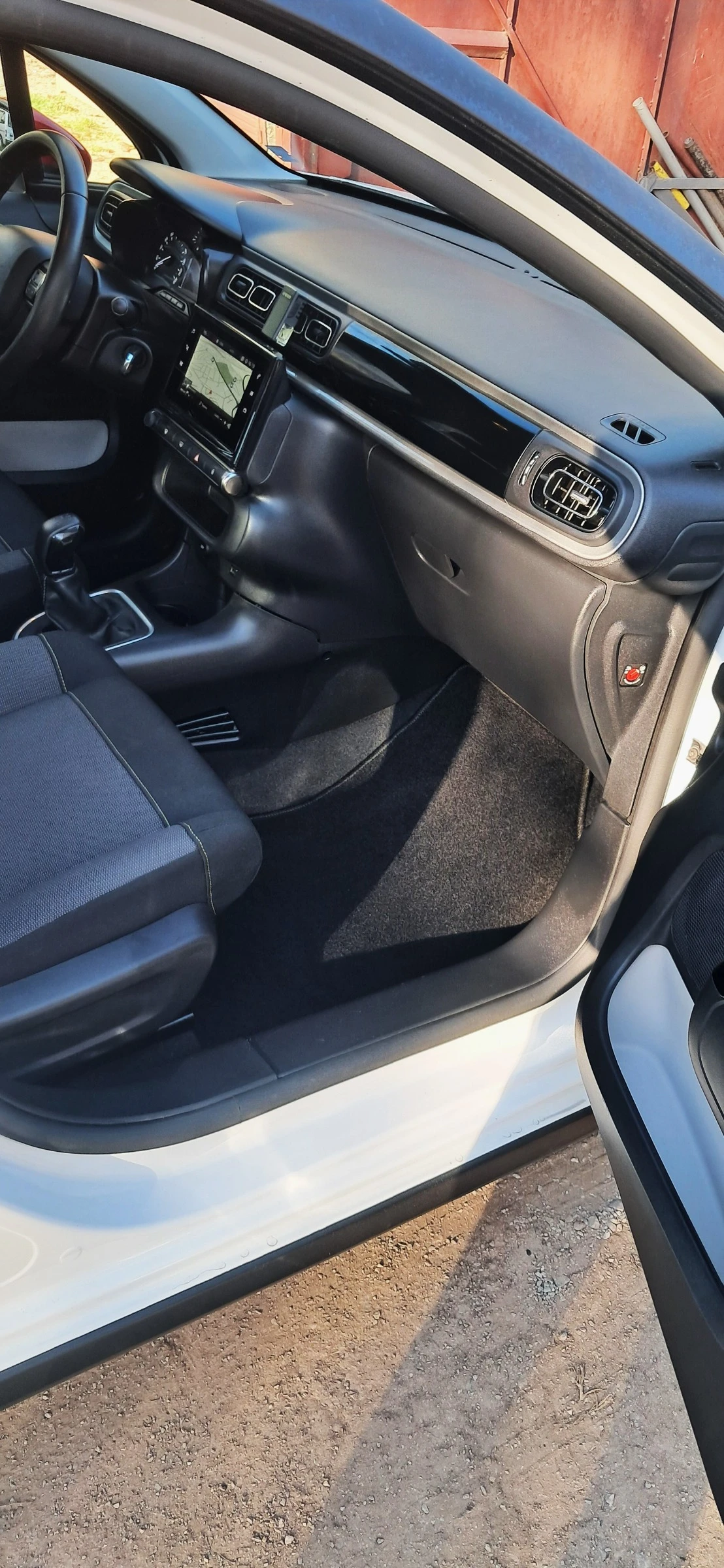 Citroen C3, снимка 14 - Автомобили и джипове - 53382478