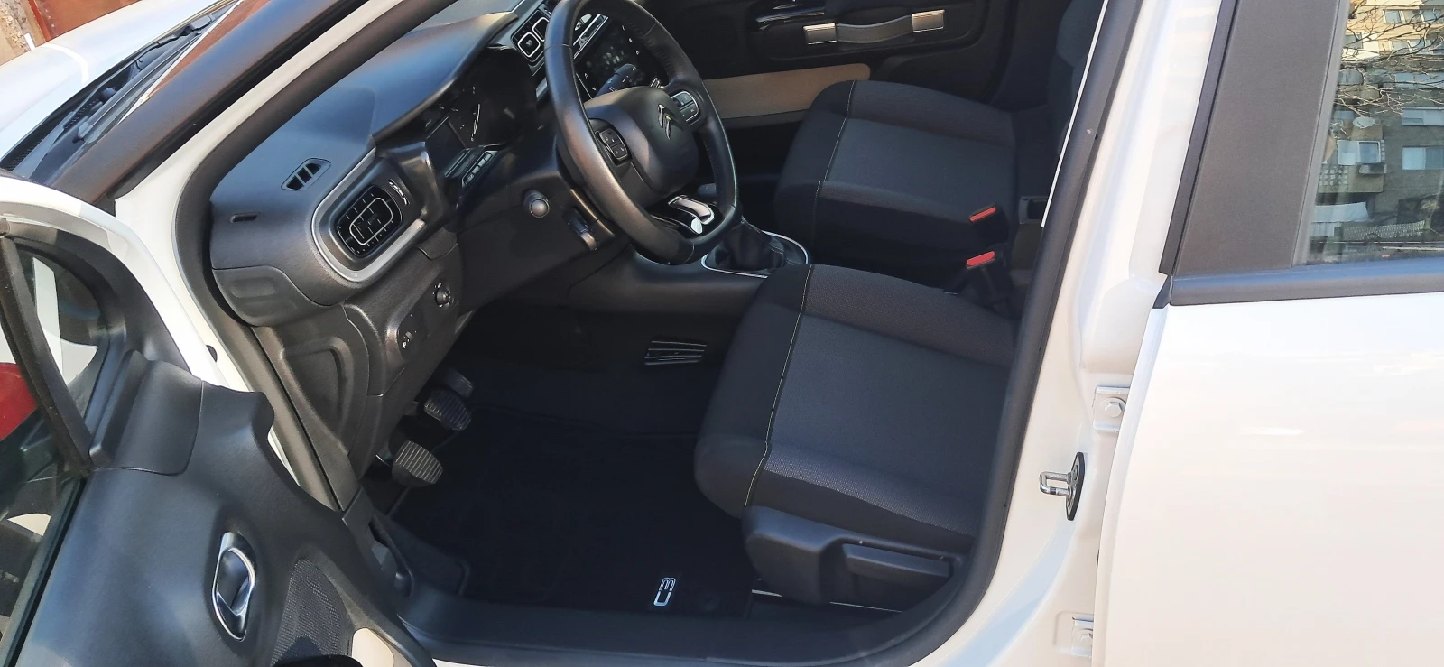 Citroen C3, снимка 10 - Автомобили и джипове - 53382478