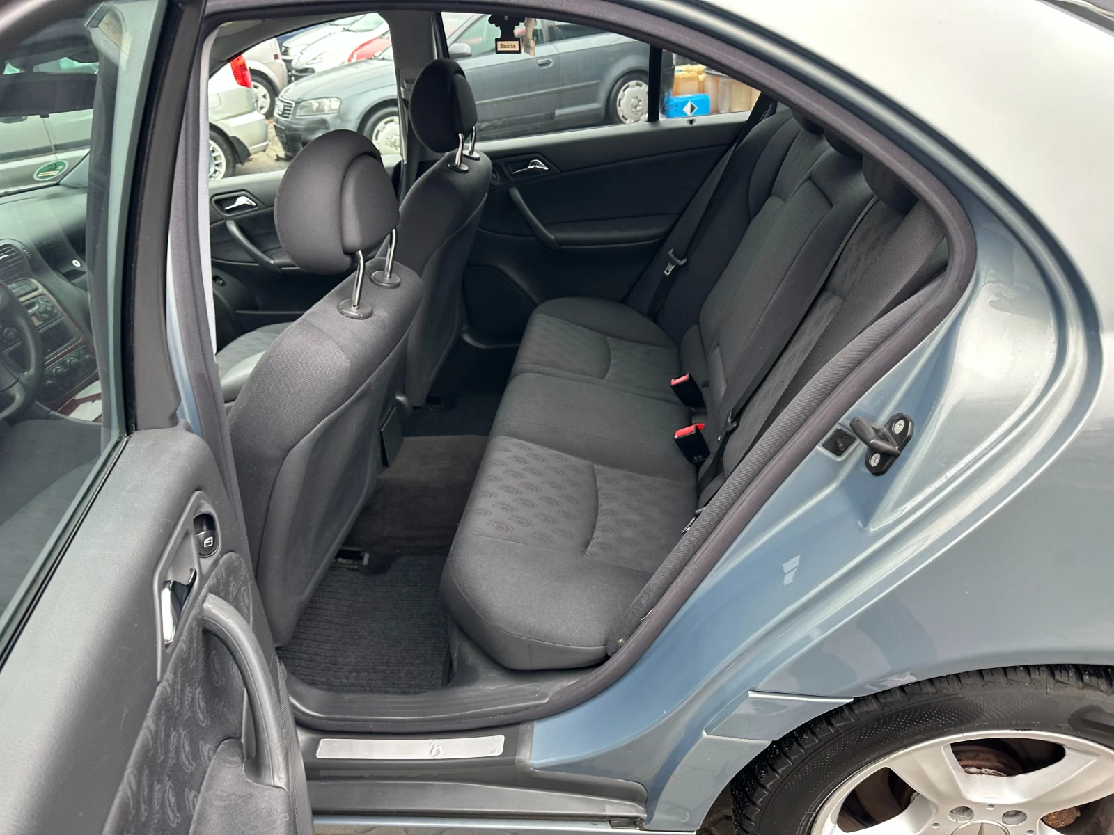 Mercedes-Benz C 180 kompressor 143к.с - изображение 8