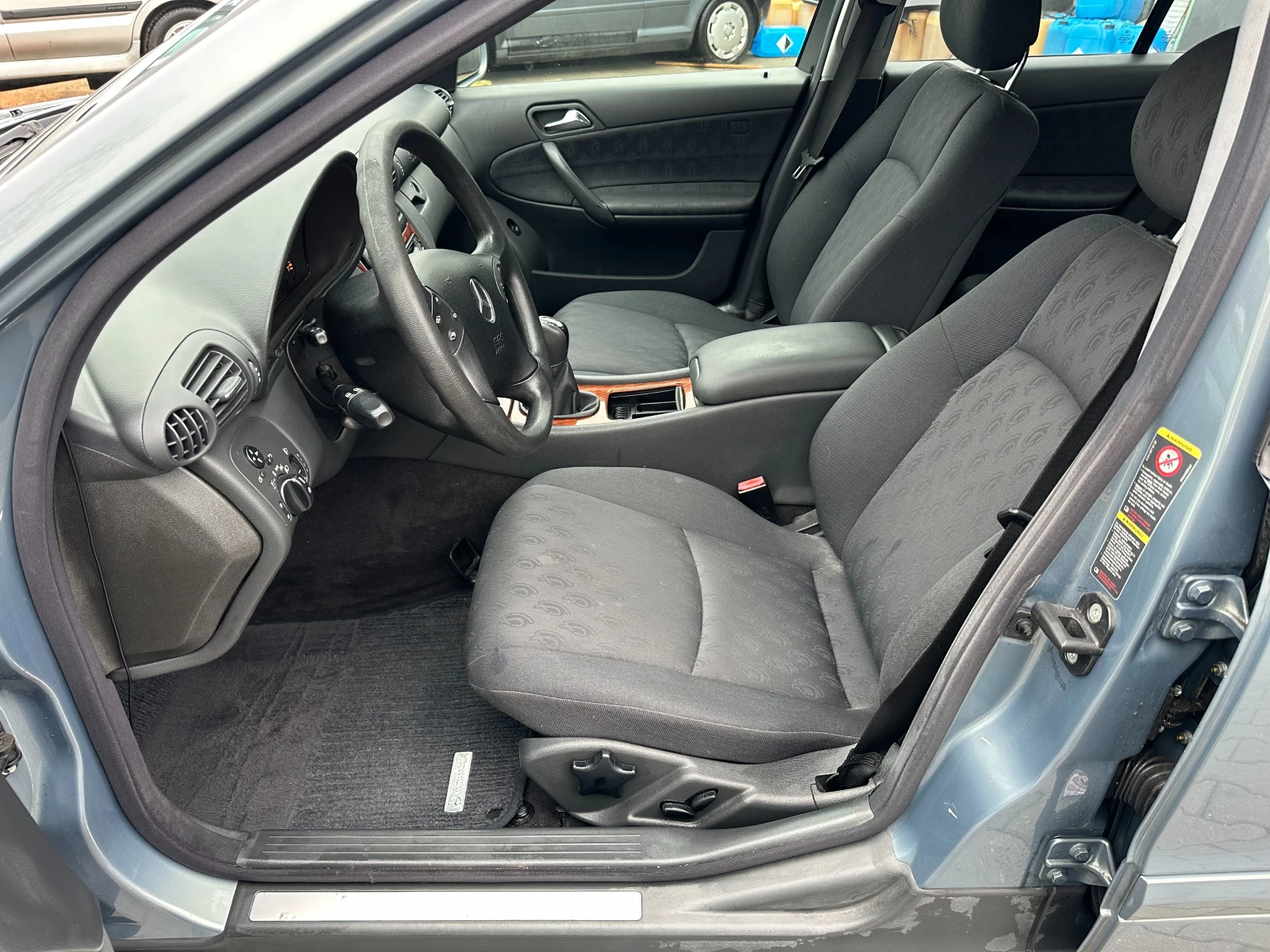 Mercedes-Benz C 180 kompressor 143к.с - изображение 7