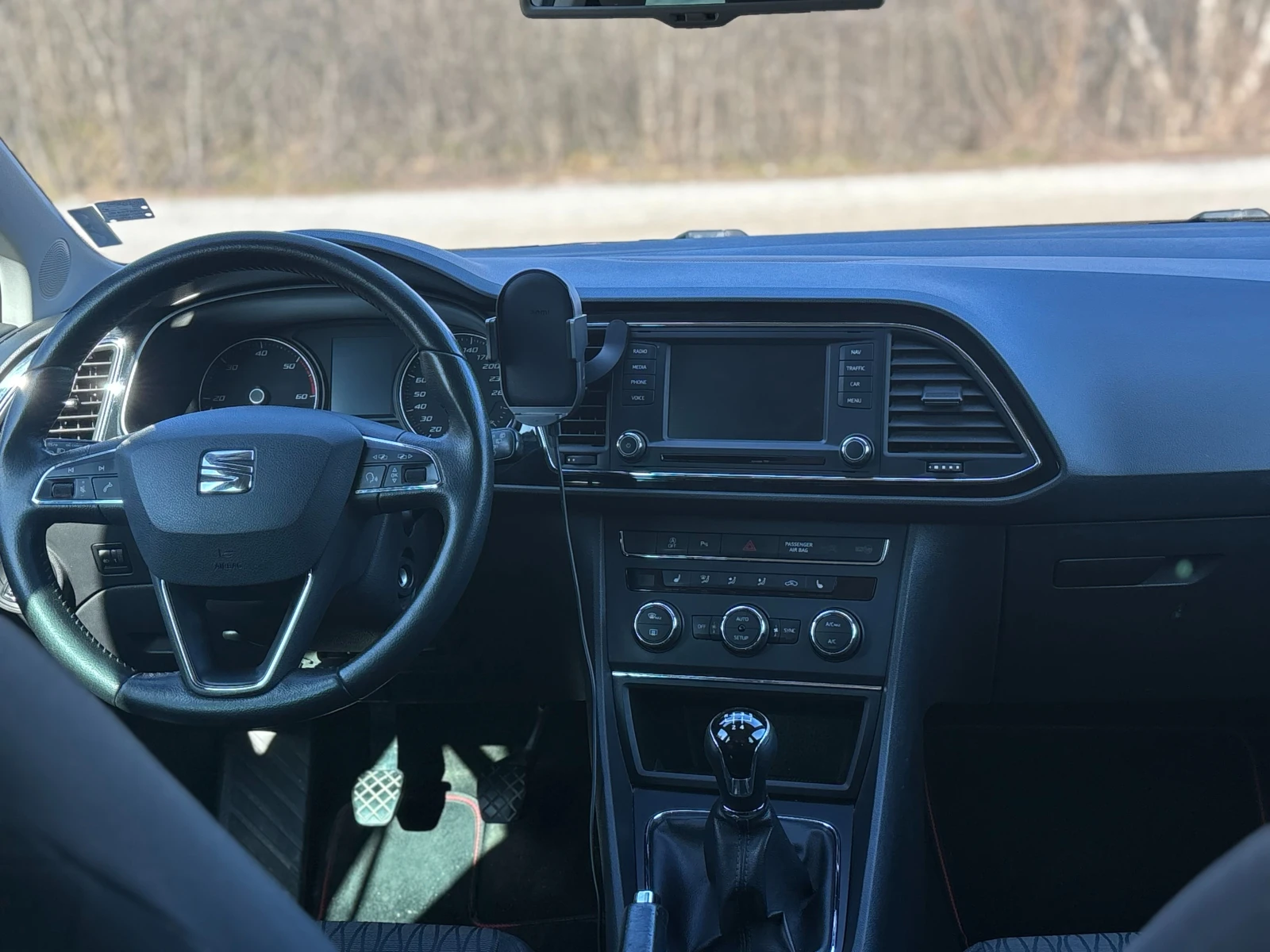 Seat Leon 1.6 TDI | ВНОС ОТ ГЕРМАНИЯ, снимка 8 - Автомобили и джипове - 53699358