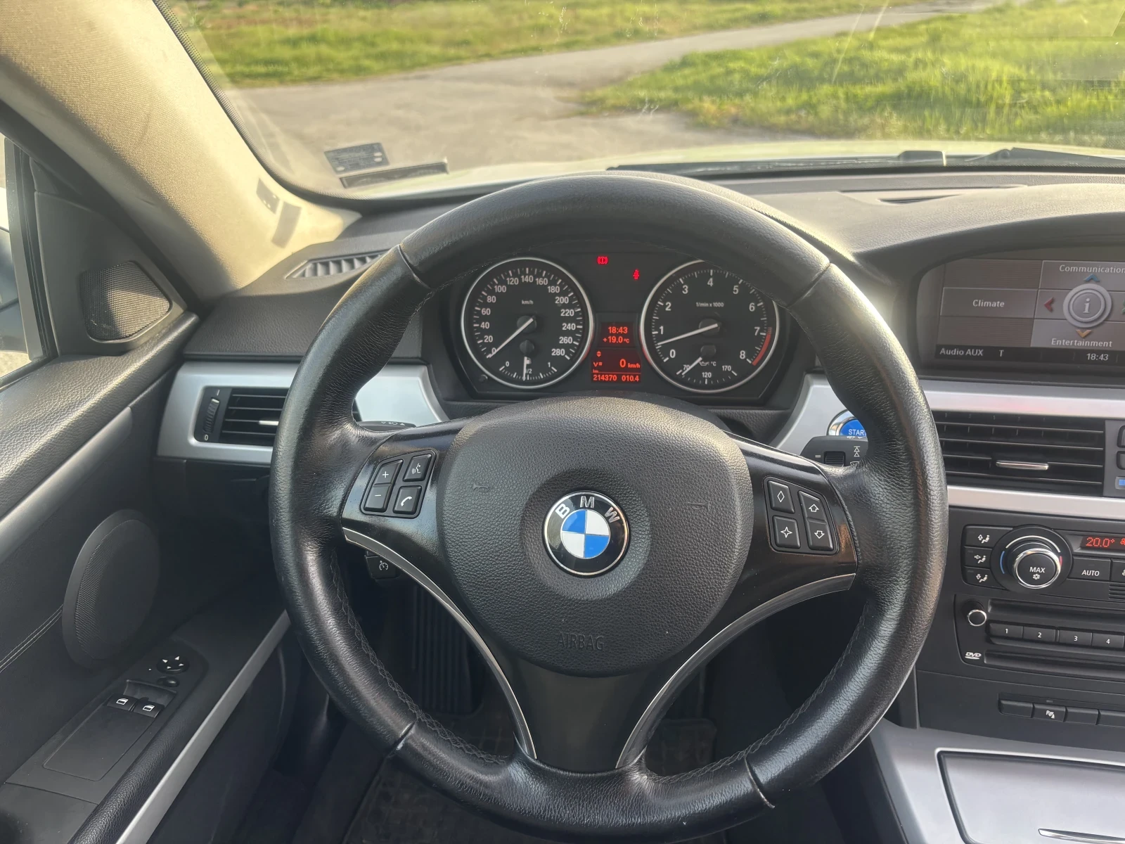 BMW 325 I, снимка 11 - Автомобили и джипове - 54239445