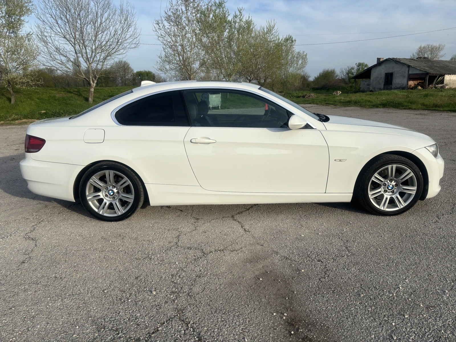 BMW 325 I, снимка 8 - Автомобили и джипове - 54239445