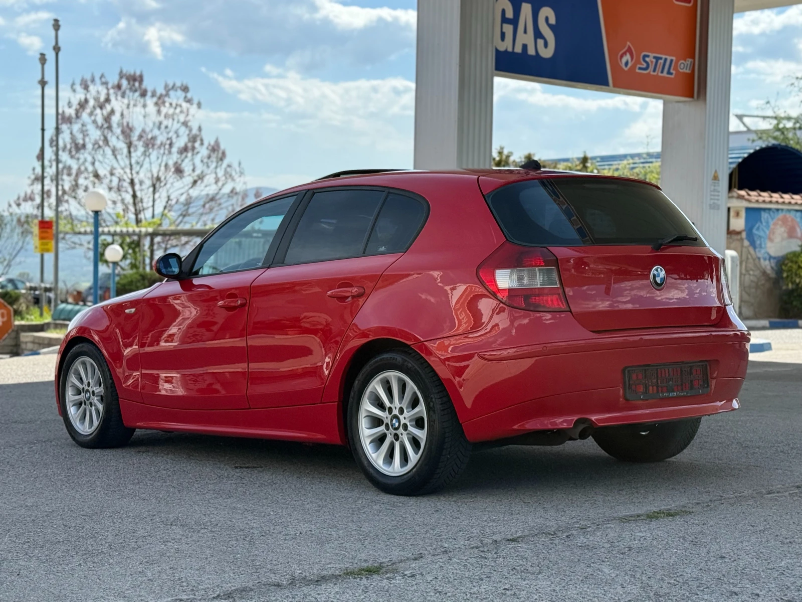 BMW 120 Navi/Auto/Подгрев, снимка 3 - Автомобили и джипове - 54343995