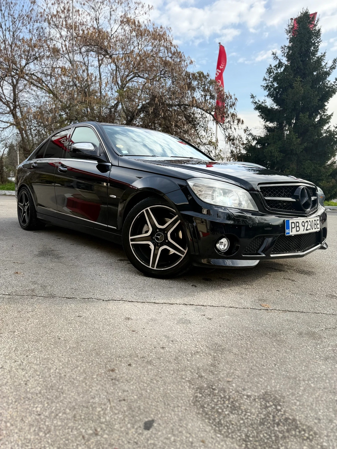 Mercedes-Benz C 220, снимка 2 - Автомобили и джипове - 54567146