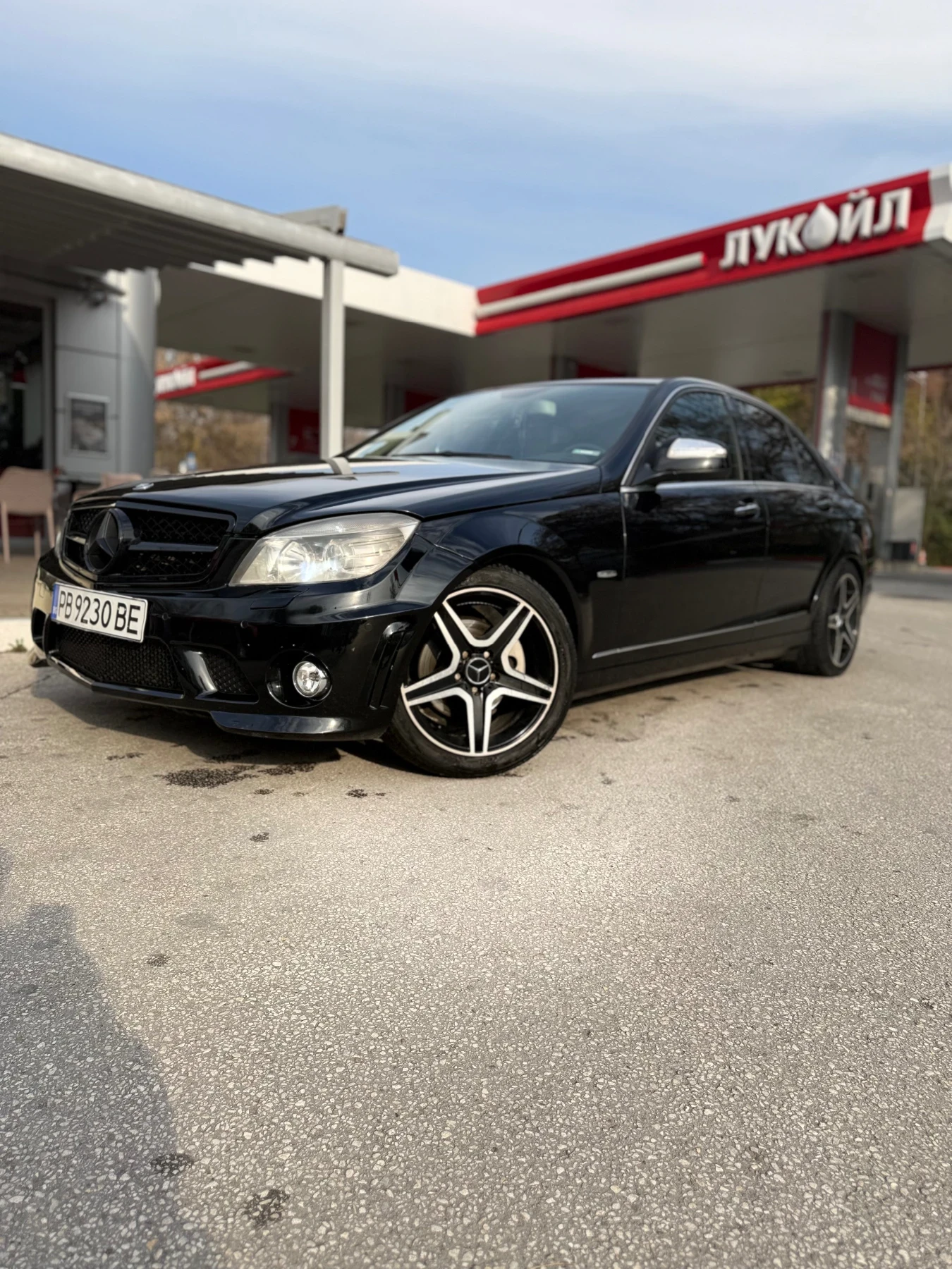 Mercedes-Benz C 220, снимка 4 - Автомобили и джипове - 54567146