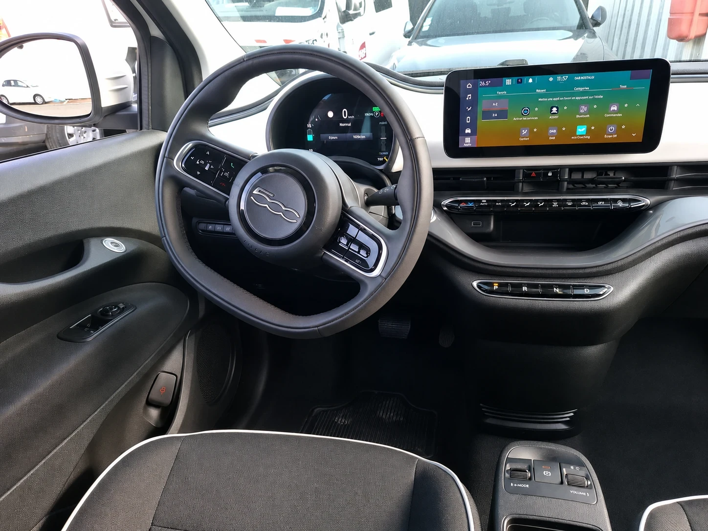 Fiat 500e Само 13000 км, снимка 5 - Автомобили и джипове - 54840628