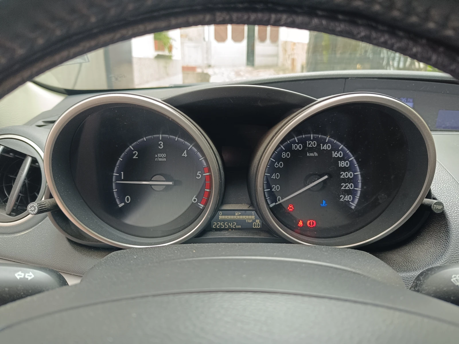 Mazda 3 1.6 MZR CD, снимка 10 - Автомобили и джипове - 54943662