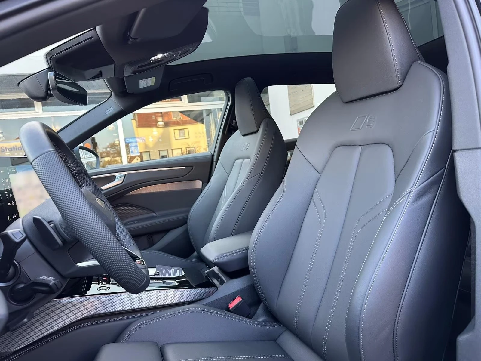 Audi A6 40TDI/ S-LINE/ EDITION ONE/ MMI DISPLAY/ PANO/ 360, снимка 7 - Автомобили и джипове - 55274677