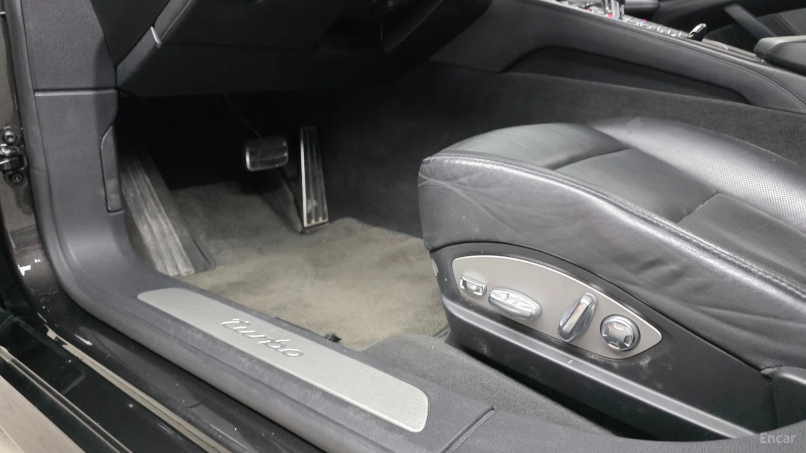 Porsche Panamera 4.8 TURBO* КОЖА* ПОДГРЕВ* ОБДУХВ* ПАНО* , снимка 16 - Автомобили и джипове - 55435054