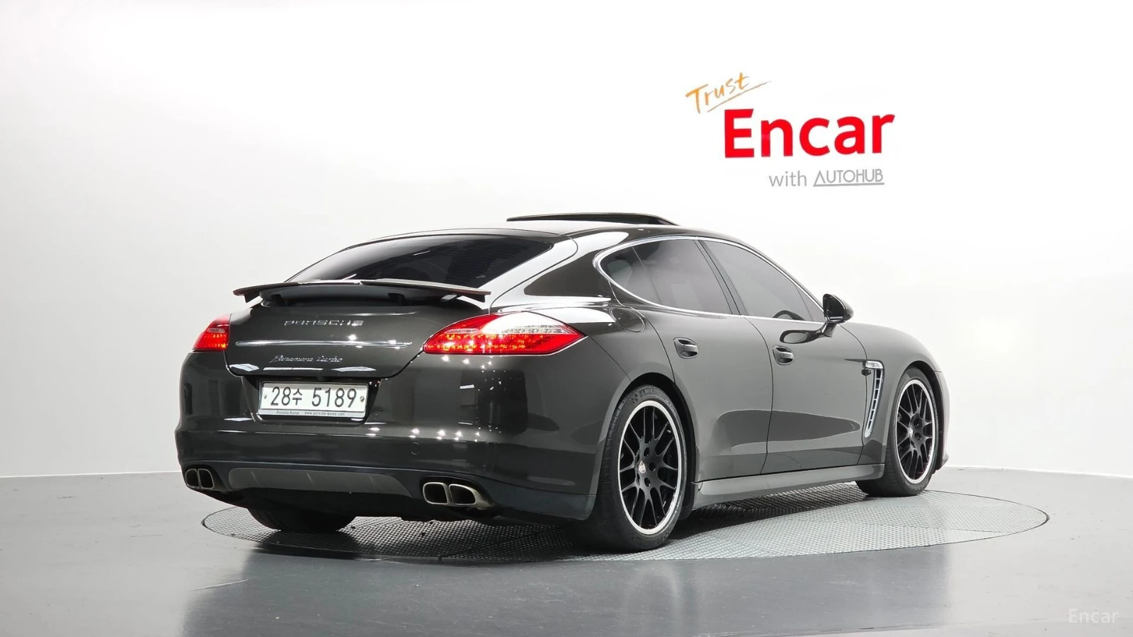 Porsche Panamera 4.8 TURBO* КОЖА* ПОДГРЕВ* ОБДУХВ* ПАНО* , снимка 2 - Автомобили и джипове - 55435054