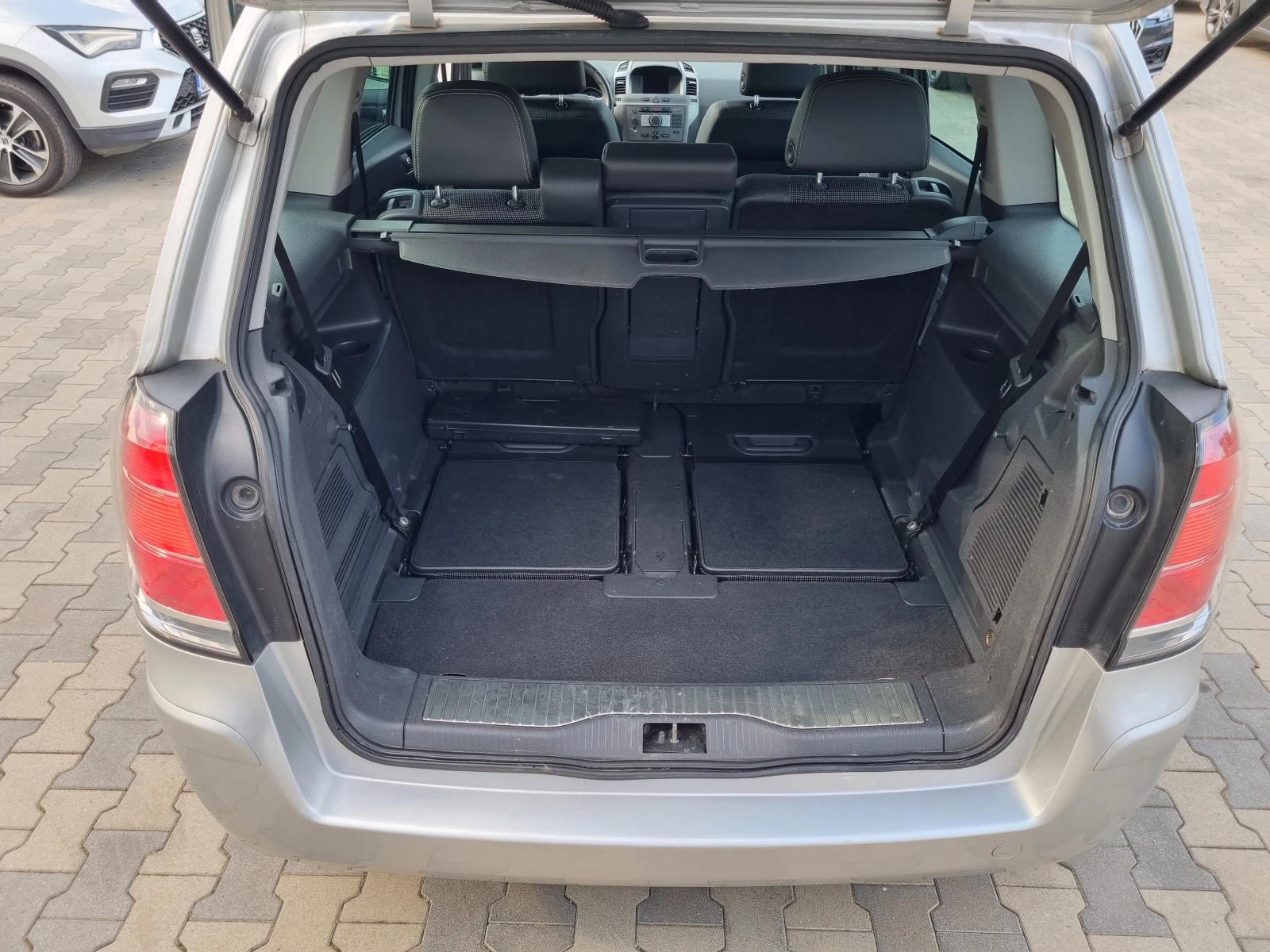 Opel Zafira 1.9CDTi-100�� 7 ����� / ��������  | Mobile.bg � ����������� 16