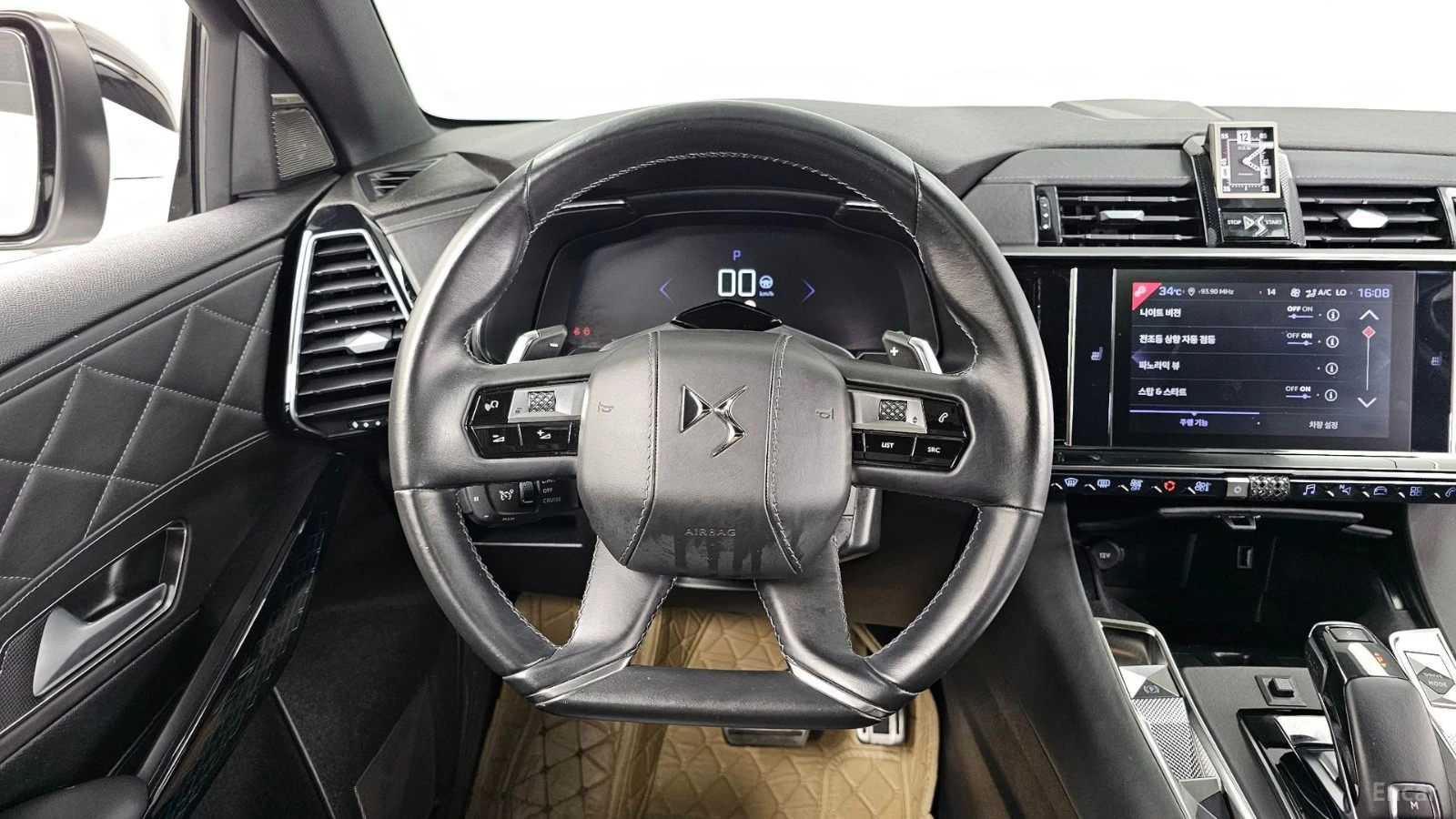 Citroen DS7 2.0 BlueHDi* КОЖА* ПОДГРЕВ* НАВИ* АВТОКРЕДИТ, снимка 11 - Автомобили и джипове - 55618951