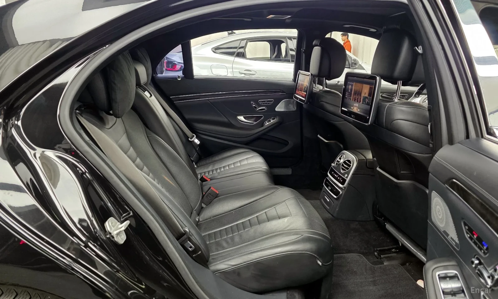 Mercedes-Benz S 500 Maybach Packet\Монитори\360 камери, снимка 12 - Автомобили и джипове - 55622879