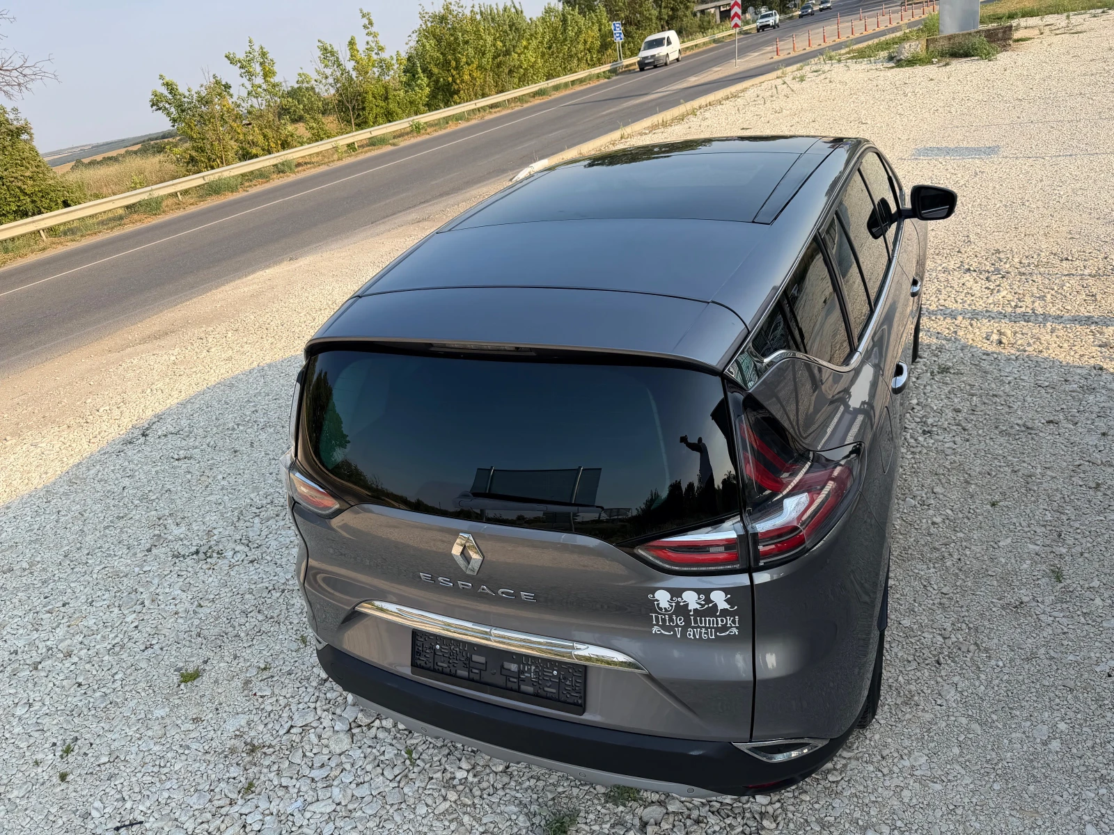 Renault Espace 1.6DCi/160p.s-7местен/Full extri, снимка 6 - Автомобили и джипове - 55781140