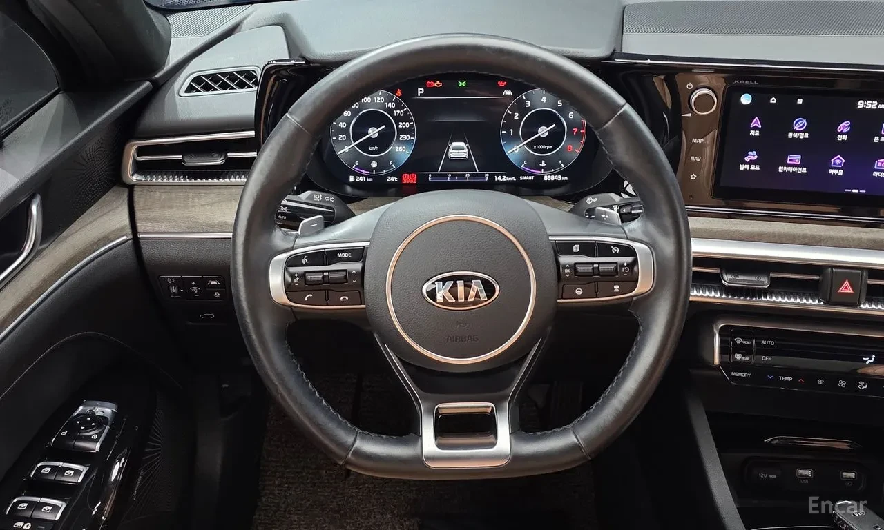 Kia K5 SIGNATURE FULL| COMF PKG| STYLE PKG| HUD| 360| KRE, снимка 11 - Автомобили и джипове - 55958655