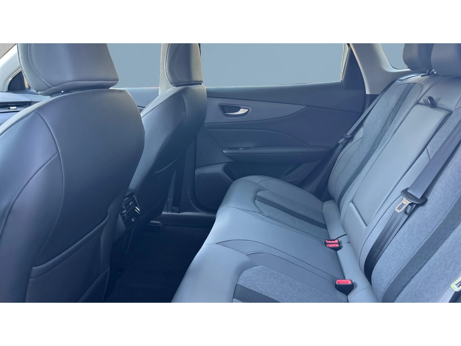 Mg S5 Electric - BEV, Месечна вноска от 465  , снимка 11 - Автомобили и джипове - 56127941