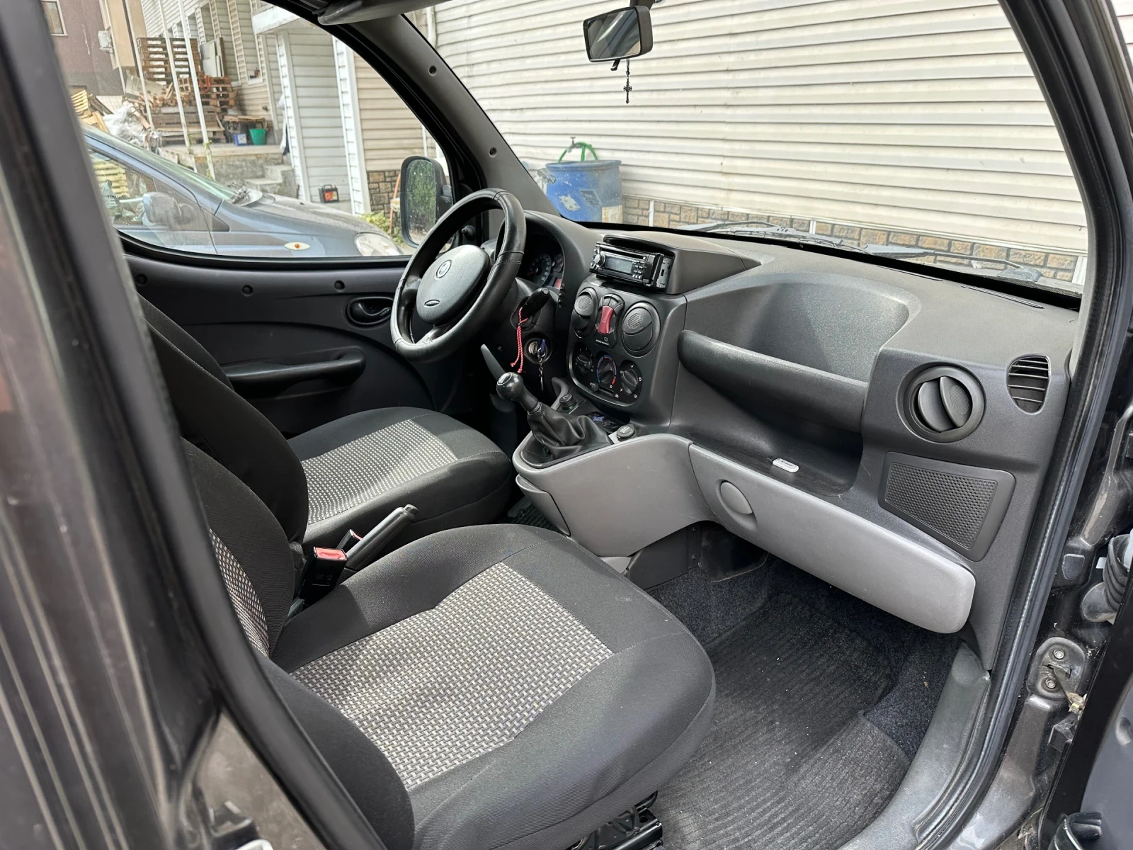 Fiat Doblo, снимка 10 - Автомобили и джипове - 56545716
