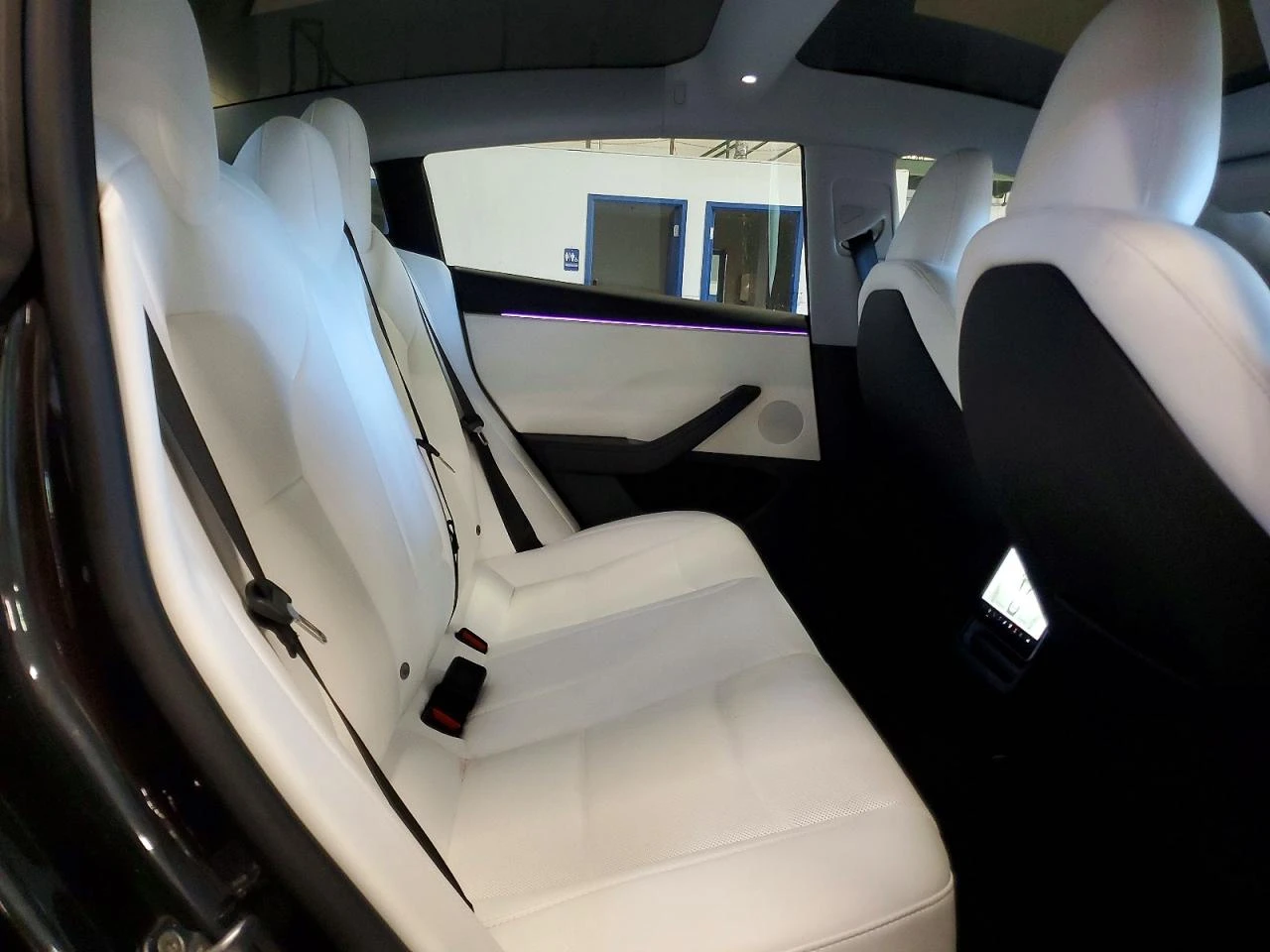 Tesla Model 3, снимка 10 - Автомобили и джипове - 56613959
