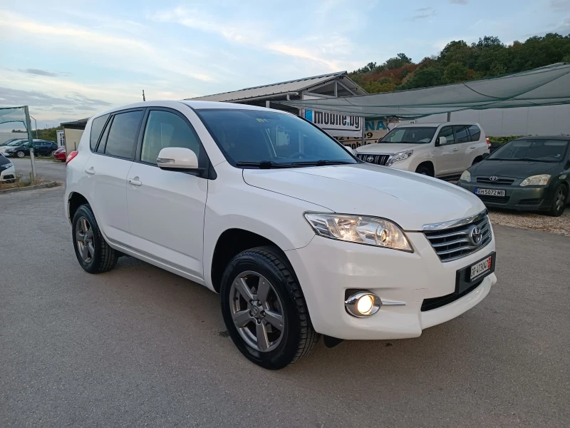 Toyota Rav4 2.0i-158кс-ШВЕЙЦАРИЯ-РЪЧКА-6ск-FACELIFT-Keyless, снимка 2 - Автомобили и джипове - 47367475