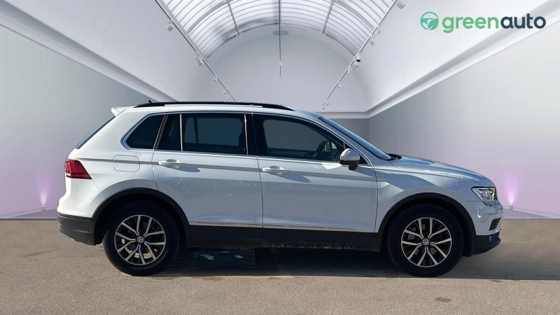 VW Tiguan 2.0 TDi DSG, Месечна вноска от 615 лв., снимка 3 - Автомобили и джипове - 48890304