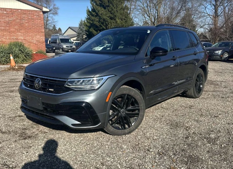 VW Tiguan SE 2.0L R-LINE 