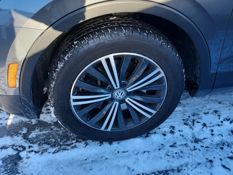 VW Tiguan HIGHLINE  CARFAX, снимка 6 - Автомобили и джипове - 53175394