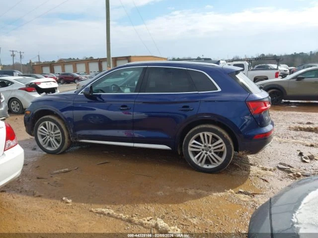 Audi Q5 Q5, снимка 15 - Автомобили и джипове - 53537704