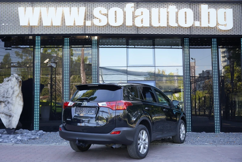 Toyota Rav4 2.2 D-4D Style 4 x 4, снимка 7 - Автомобили и джипове - 56120218