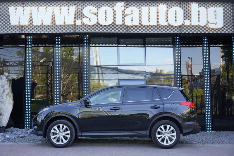 Toyota Rav4 2.2 D-4D Style 4 x 4, снимка 4 - Автомобили и джипове - 56120218