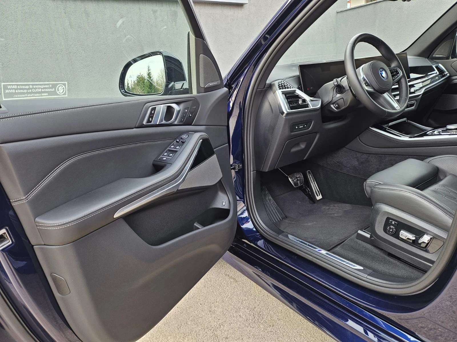 BMW X5 xDRIVE 50E - изображение 9