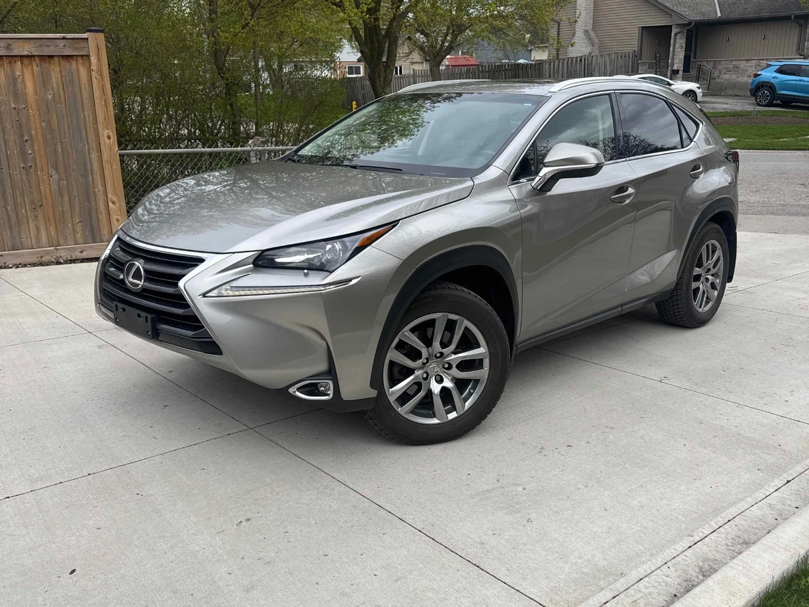 Lexus NX Keyless/Navi/Подгрев/Памет/Камера