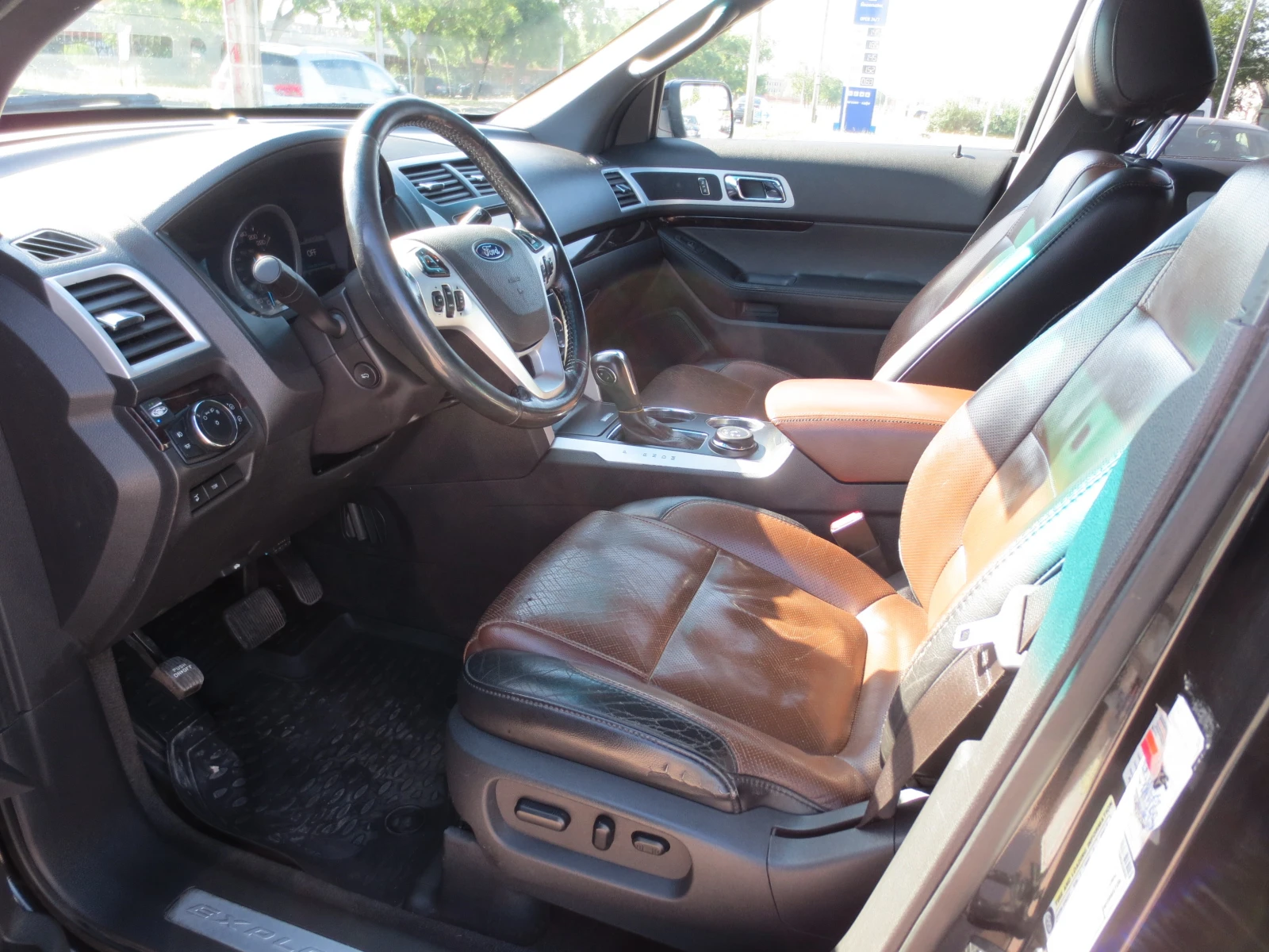 Ford Explorer 3.5 i * ГАЗ* 7ms., снимка 9 - Автомобили и джипове - 55127761