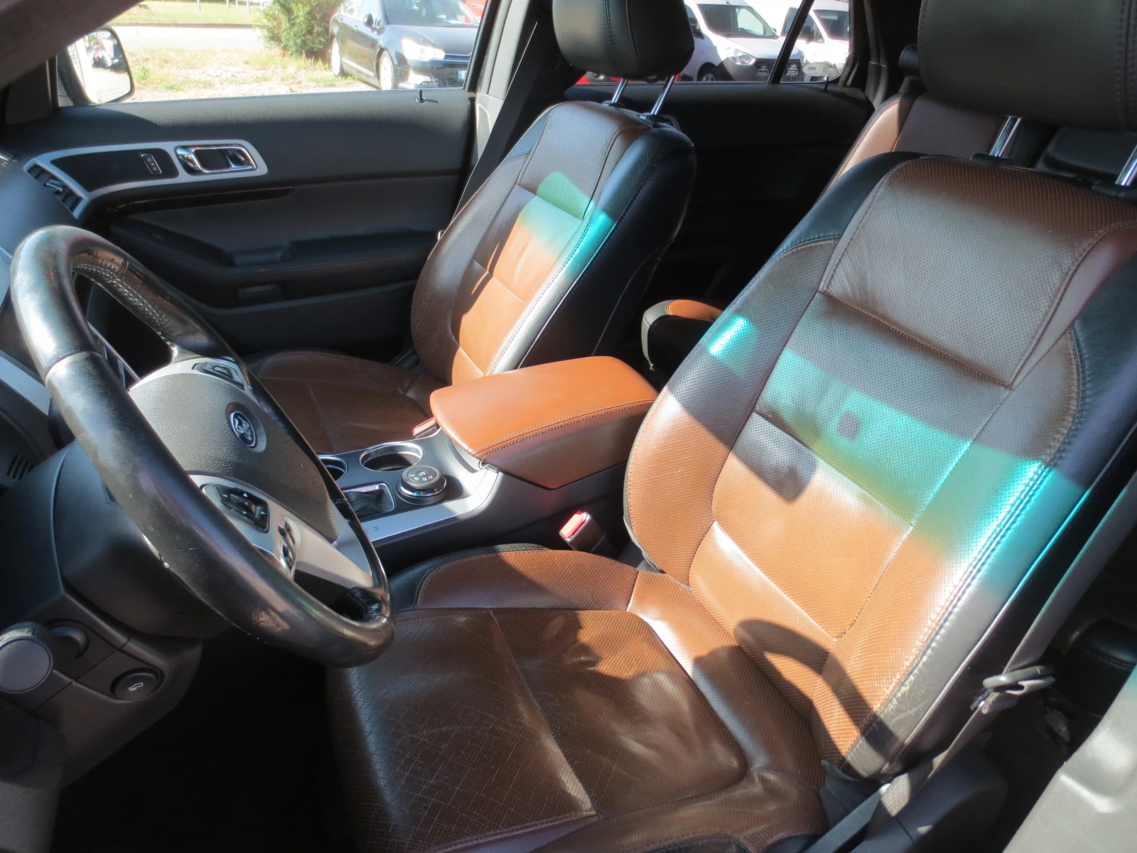 Ford Explorer 3.5 i * ГАЗ* 7ms., снимка 10 - Автомобили и джипове - 55127761