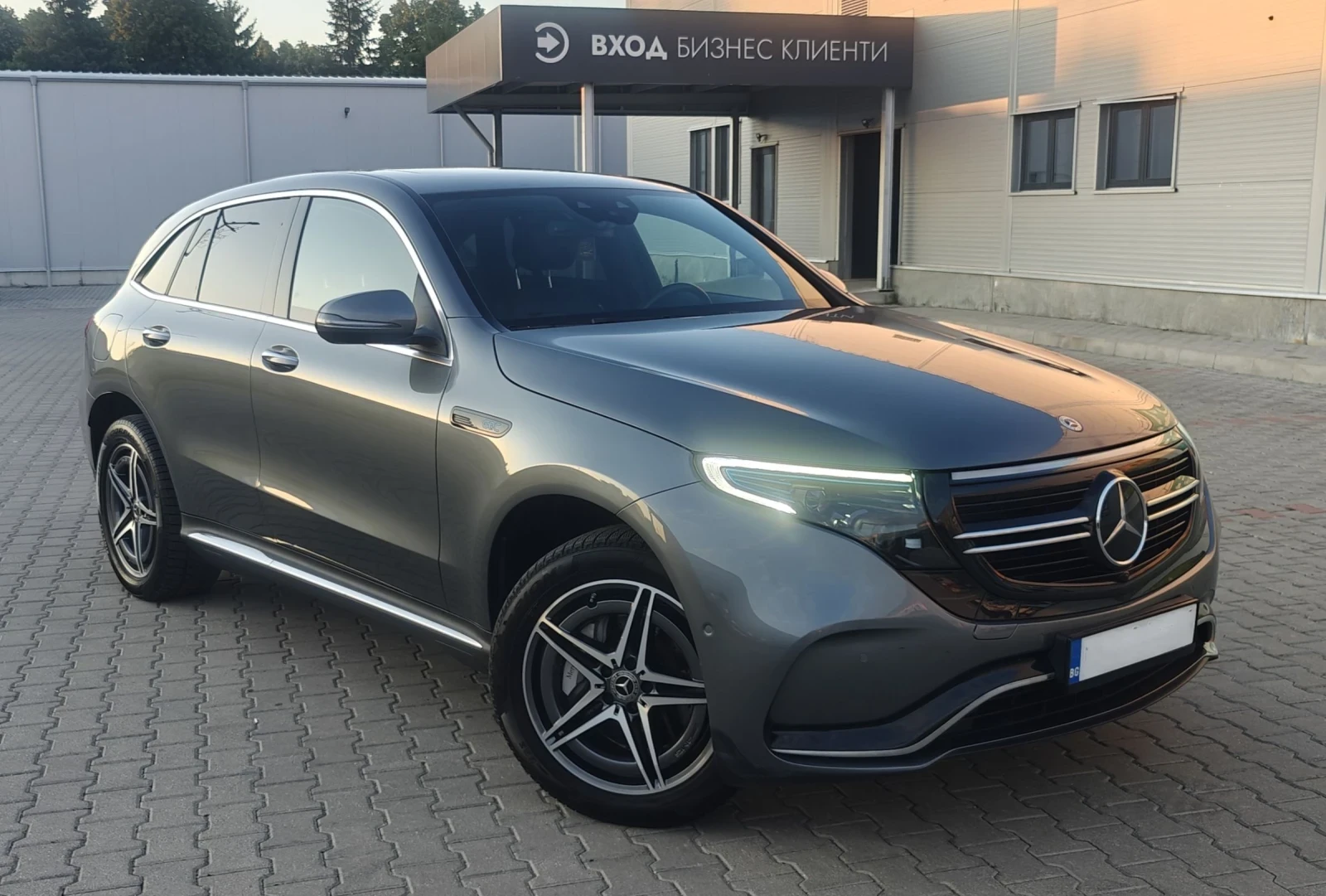 Mercedes-Benz EQC 400 AMG 4matic/408hp/PANO/ACC/SOH97%