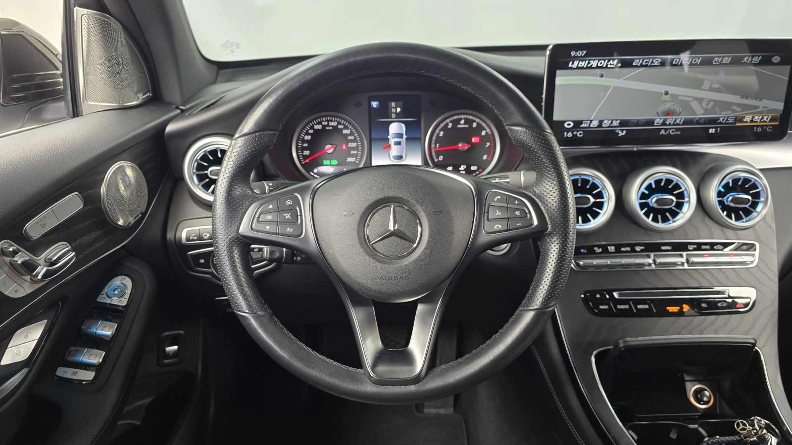 Mercedes-Benz GLC 300 360* ЕЛ. БАГАЖНИК* BLIND SPOT* КРАЙНА ЦЕНА, снимка 13 - Автомобили и джипове - 55302343