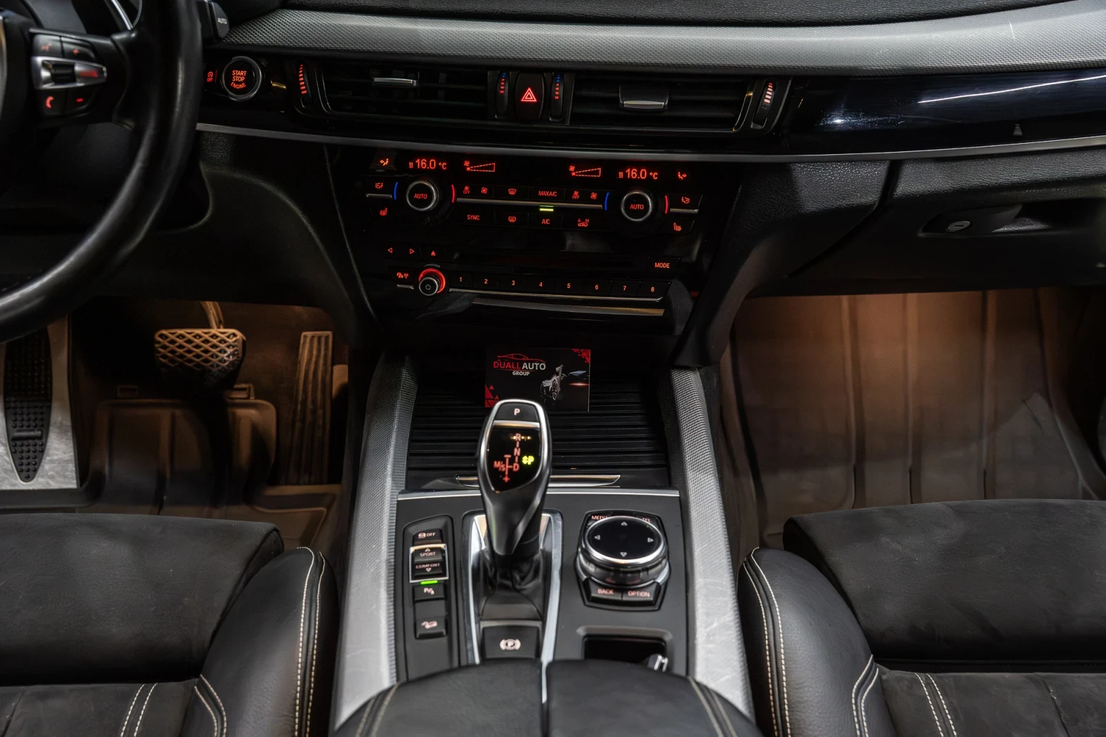 BMW X5 3.0d /M-PERFORMANCE/ LED/ SHADOW LINE/ STAR-STOP/, снимка 14 - Автомобили и джипове - 55684874