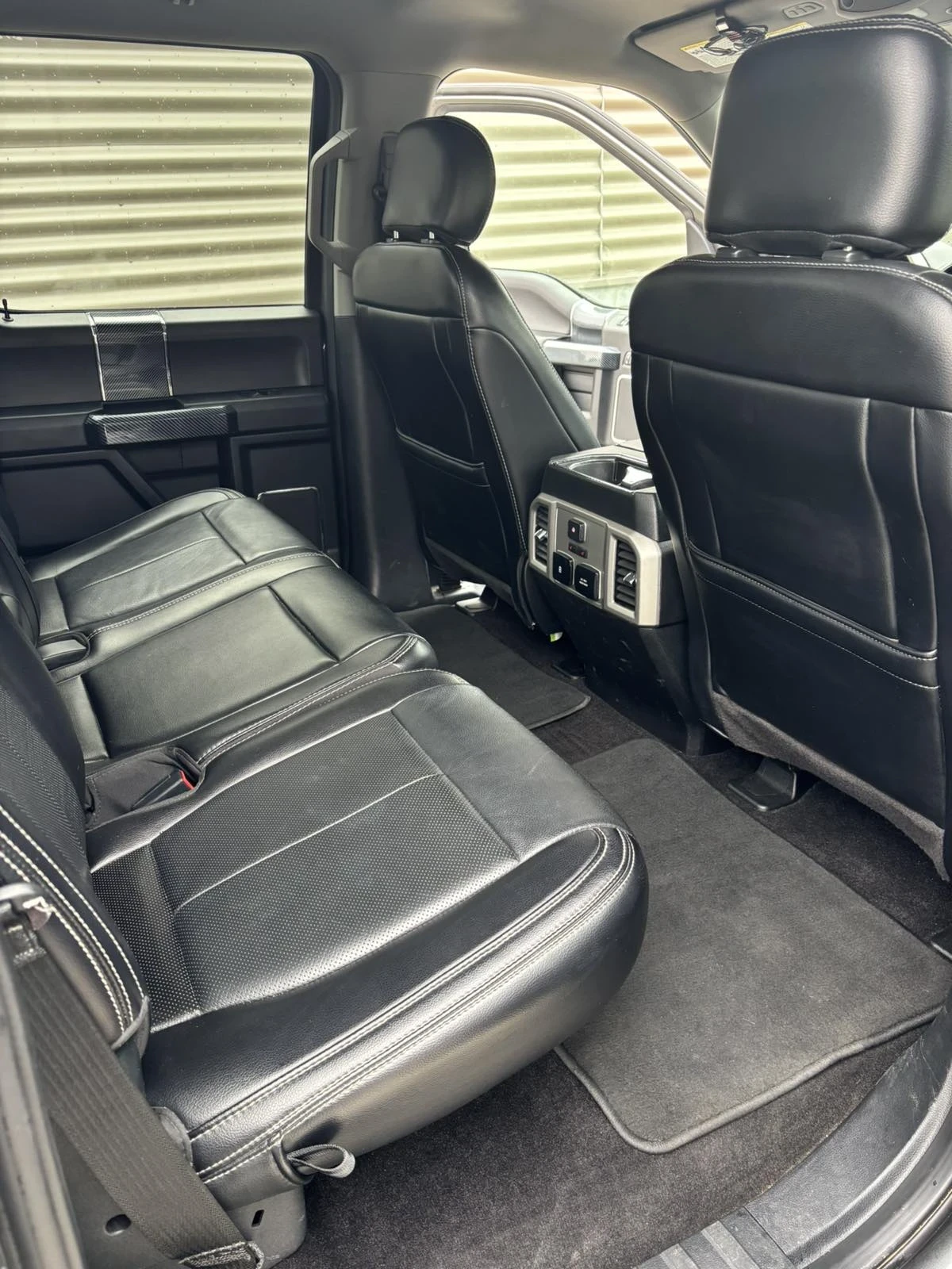 Ford F150 LARIAT, снимка 11 - Автомобили и джипове - 56560233