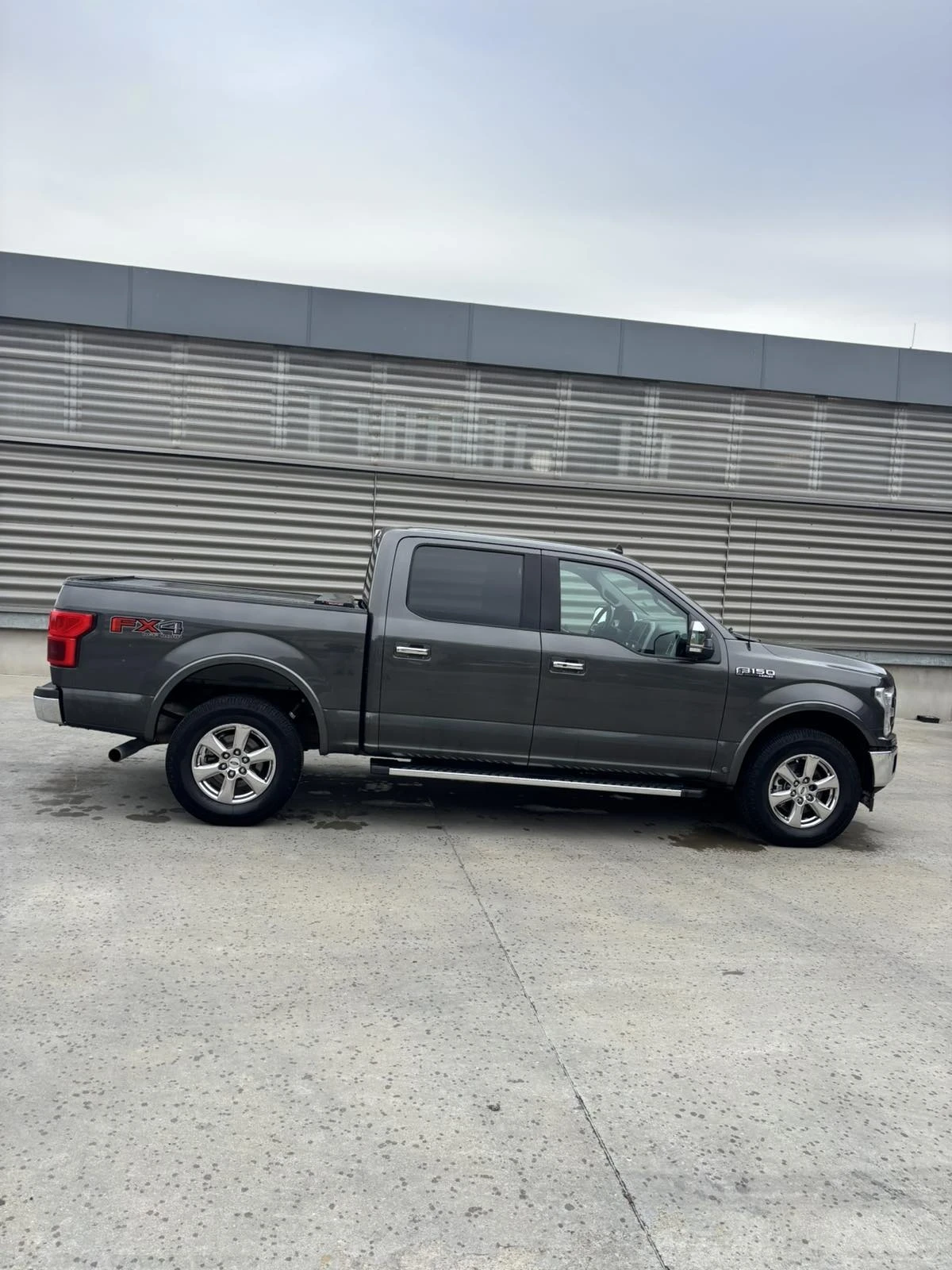 Ford F150 LARIAT, снимка 3 - Автомобили и джипове - 56560233