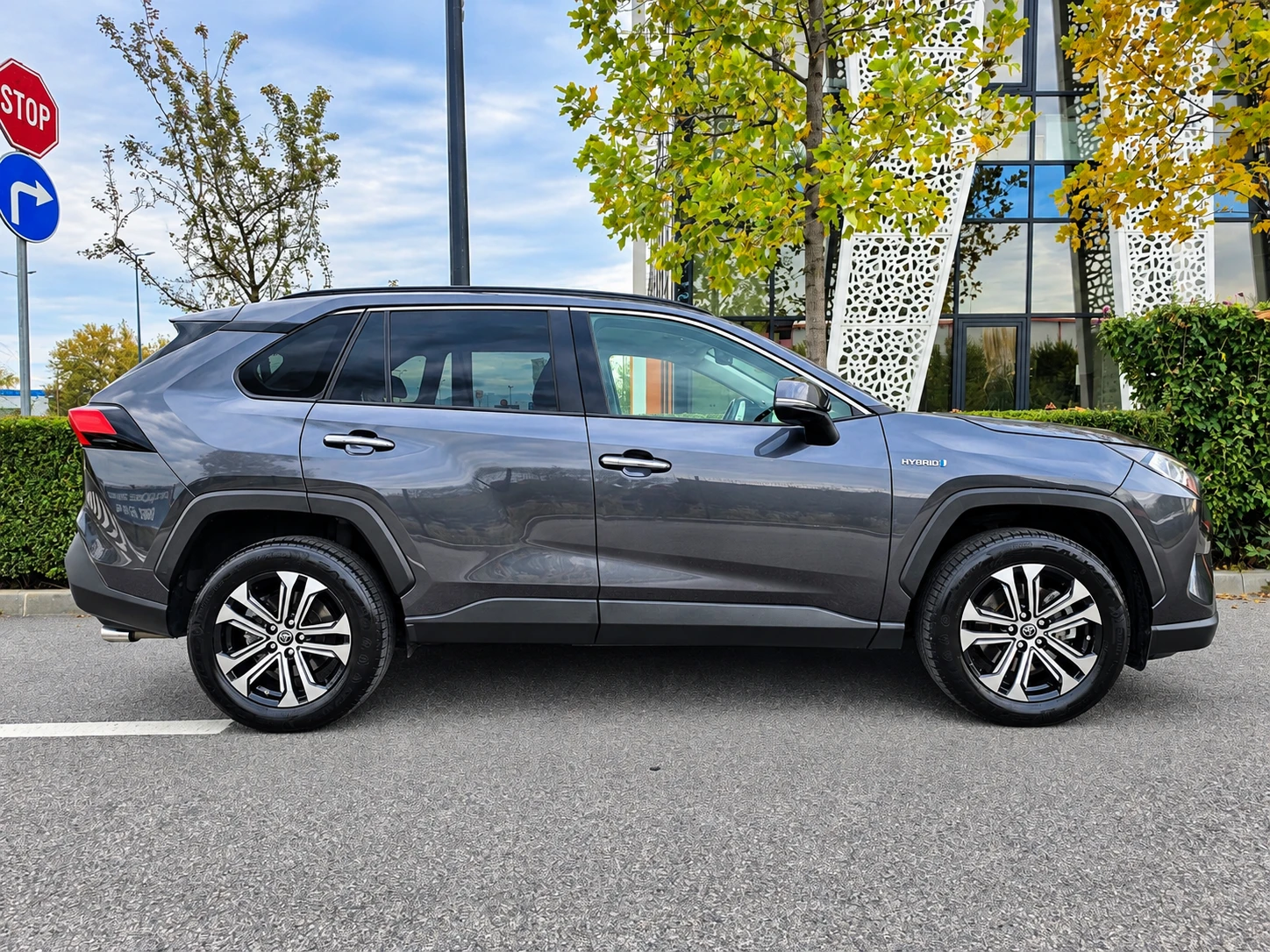 Toyota Rav4 2.5 XYBRID 4×4 LUXURY | Mobile.bg � ����������� 4