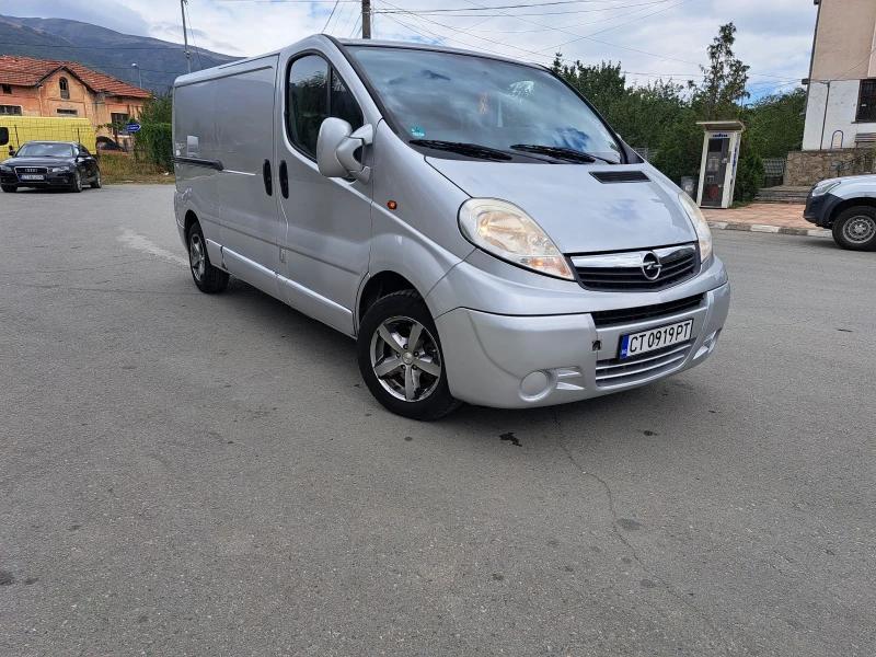 Opel Vivaro 2.0 MAXI KLIMA ТОП  , снимка 4 - Бусове и автобуси - 43427308