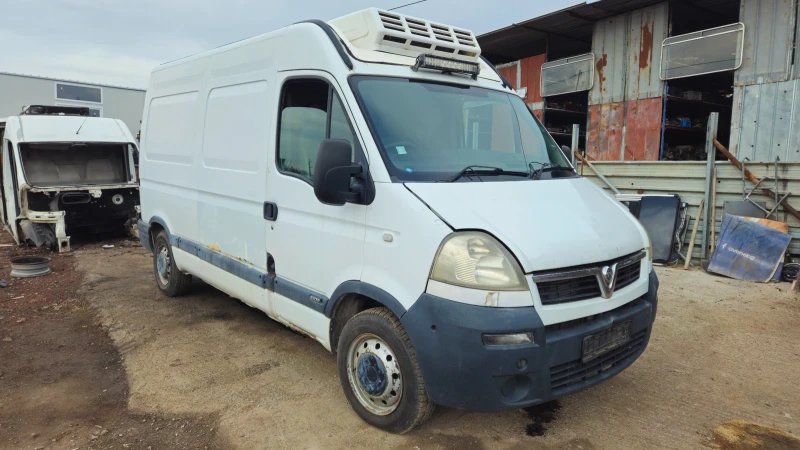 Opel Movano 2.5cdti/на части , снимка 1 - Бусове и автобуси - 48905608