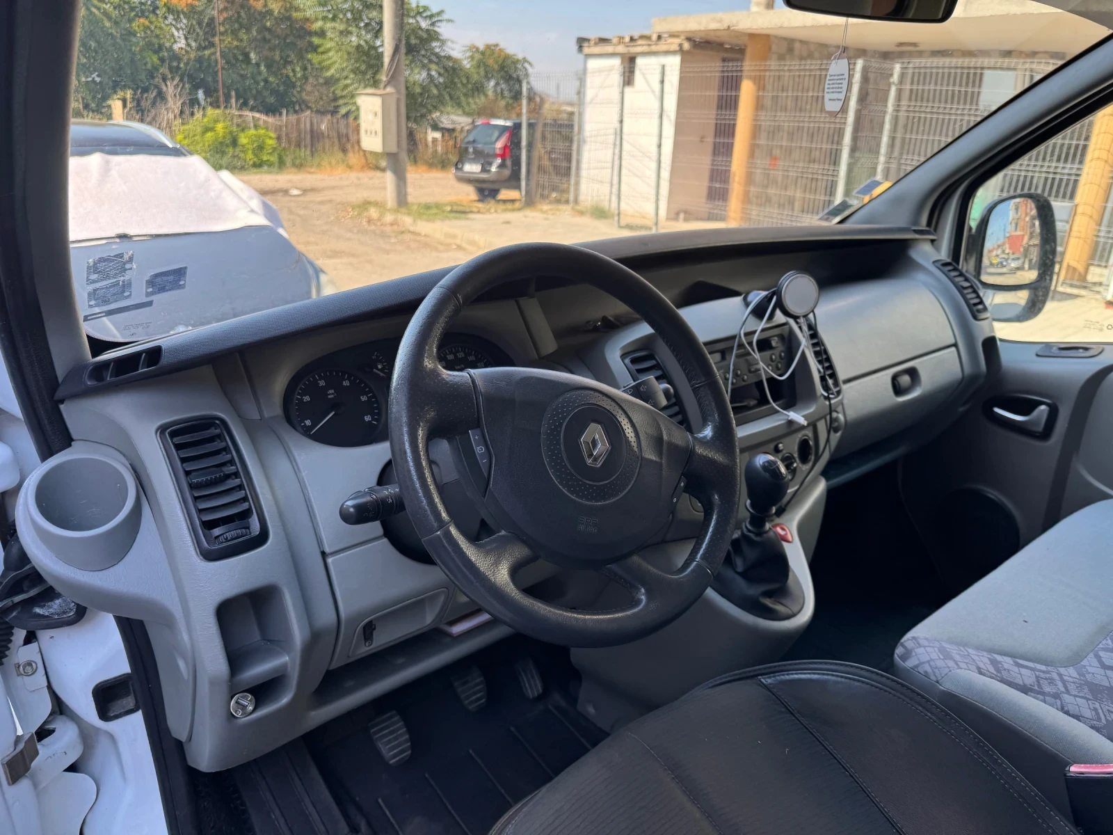 Opel Vivaro 1.9 - изображение 7