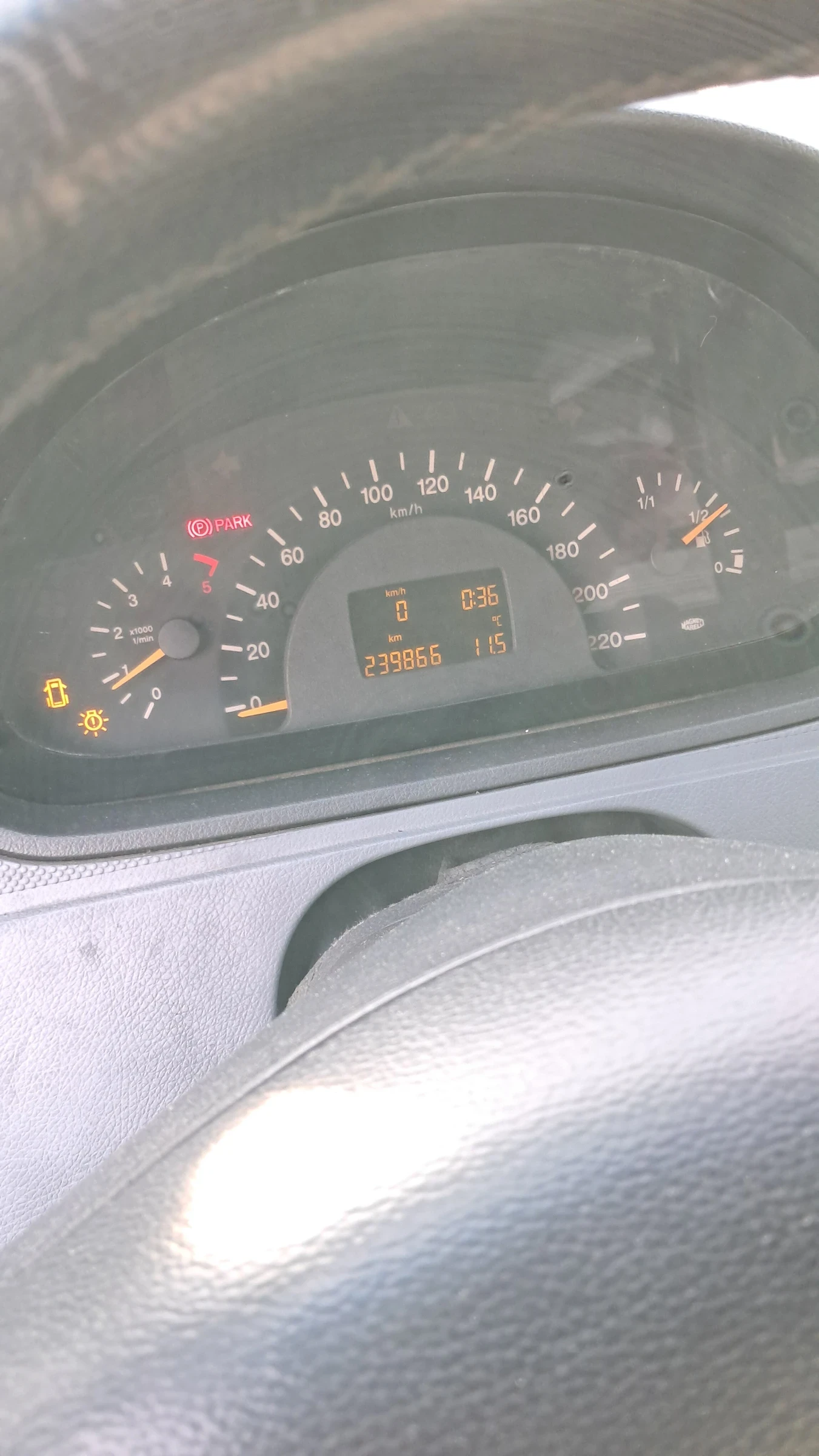 Mercedes-Benz Vito 2, 2 TDI Дълга база - изображение 9