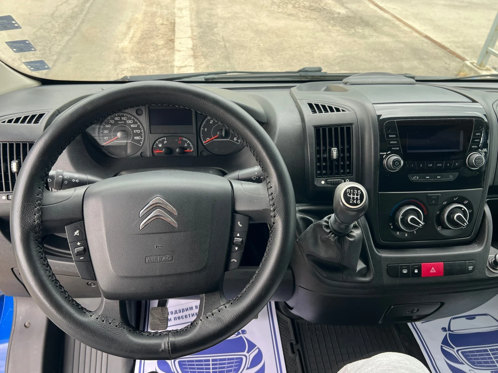 Citroen Jumper 3.0* КЛИМАТИК* НАПЪЛНО ОБСЛУЖЕН* БАРТЕР* , снимка 13 - Бусове и автобуси - 54644099