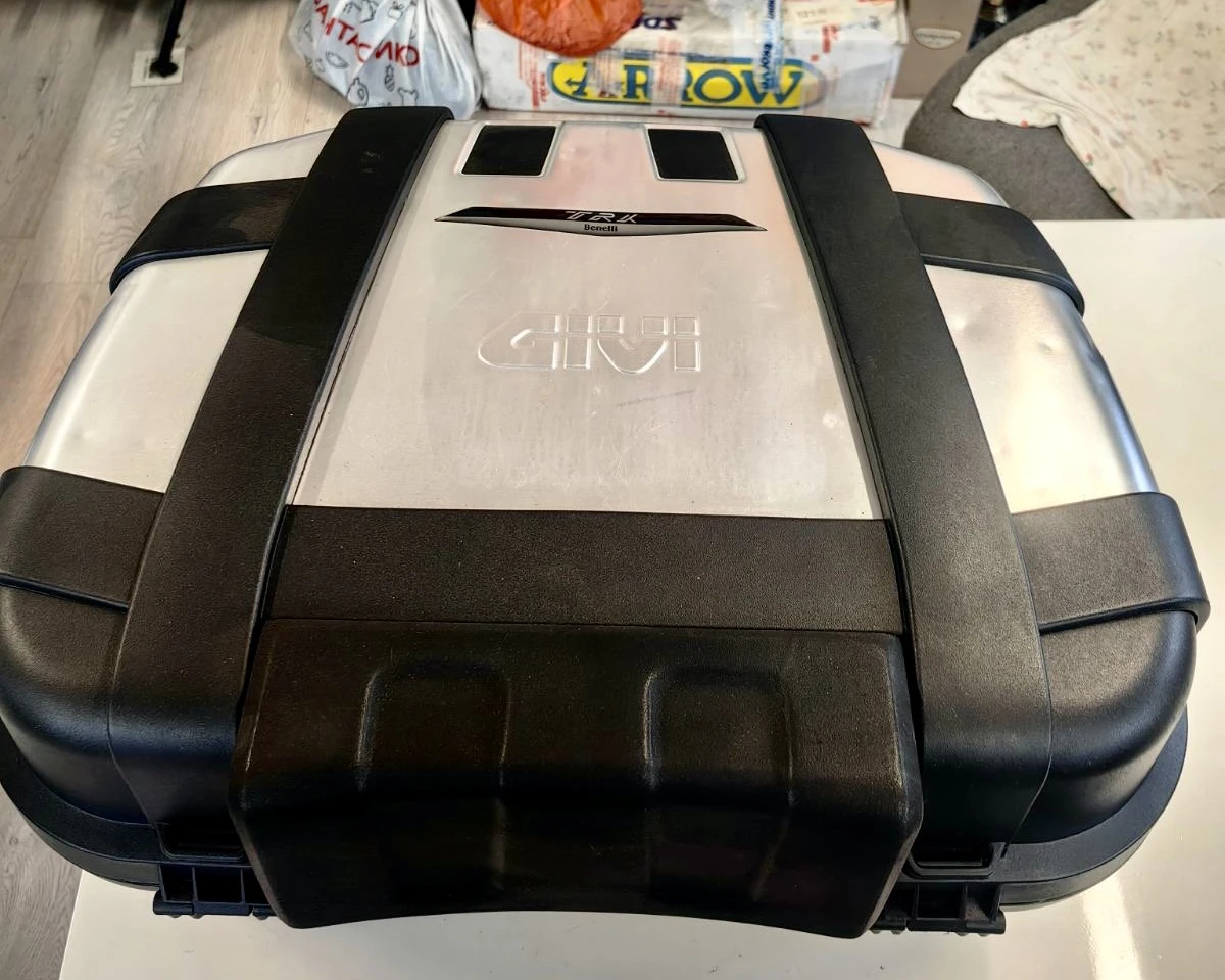 Benelli 500 TRK централен куфар , снимка 5 - Мотоциклети и мототехника - 53894701