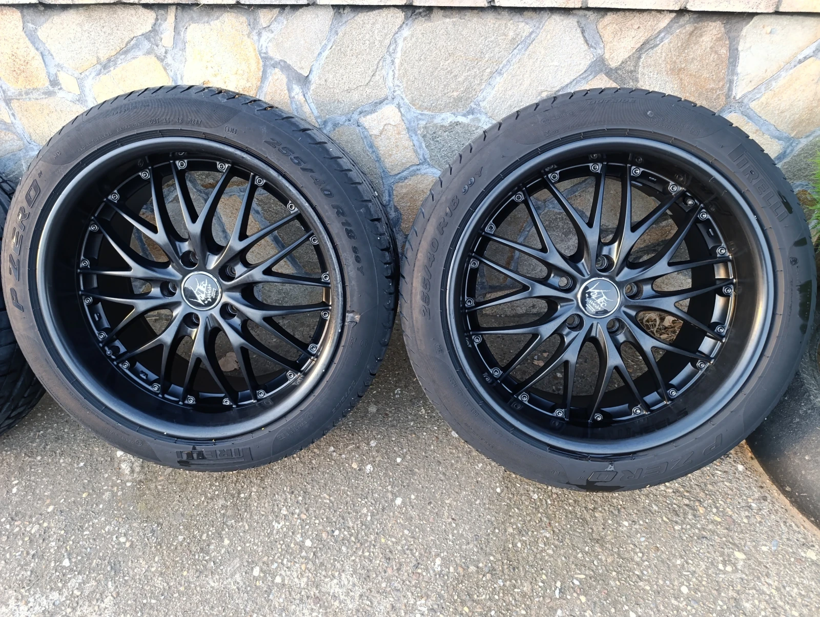    255/40R18 | Mobile.bg   3