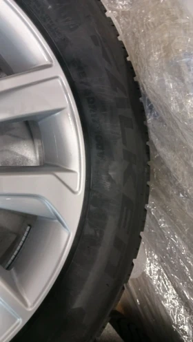    215/60R17  Toyota | Mobile.bg    5